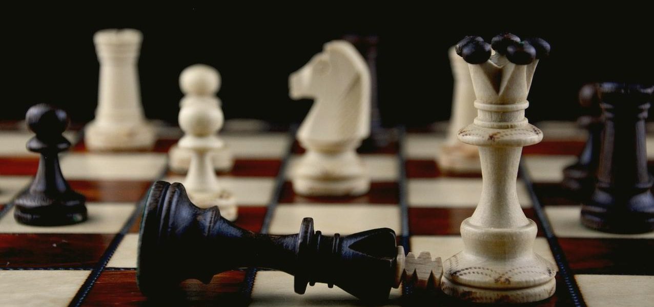大小球视角下的数字货币国际象棋：儿童智力开发的创新模式